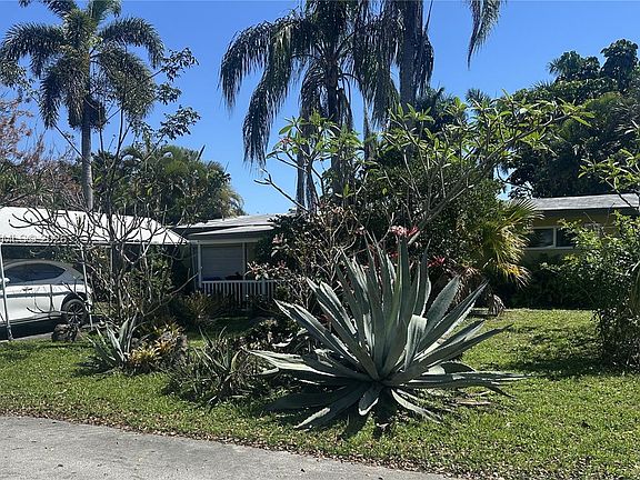 3rd image of 2490 Andros Ln