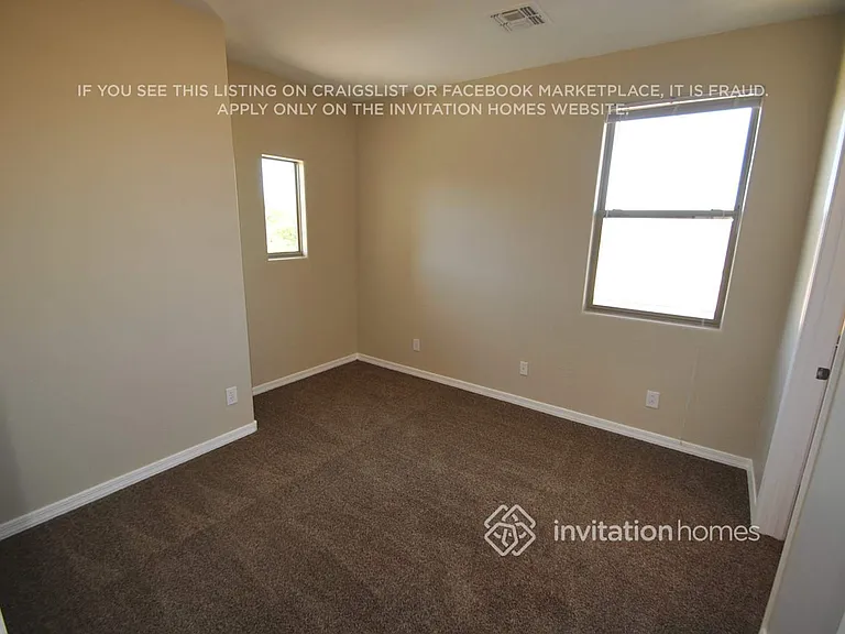 29357 N 67th Dr — Photo 11