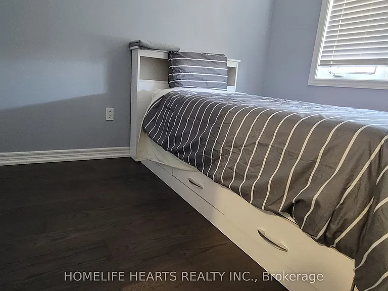 43 Turquoise Cres — Photo 15