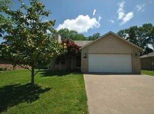 1605 S 24th St, Rogers, AR 72758