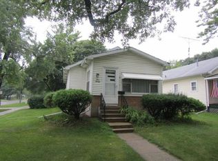 120 S Oakwood Ave, Owosso, MI