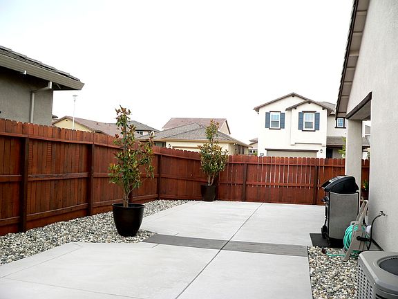 5th image of 7457 Fruitdale Way