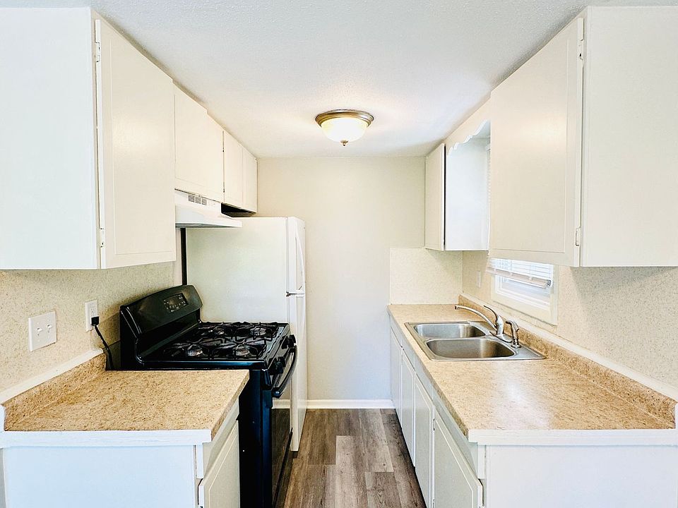 1st image of 3251 14th Ave S #5