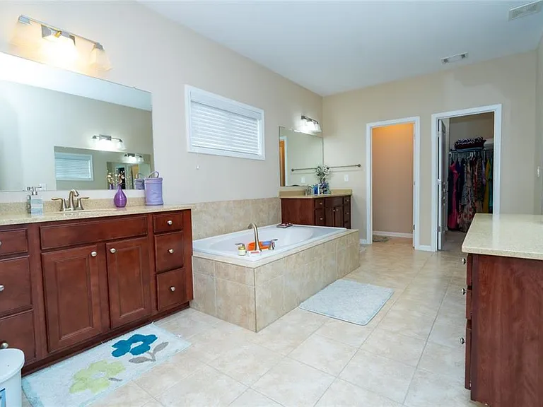 1125 Sonoma Chase — Photo 54