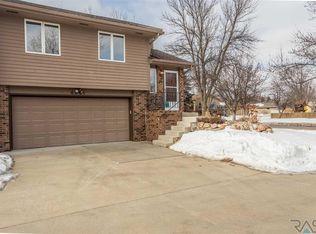 4601 S Southeastern Ave #2A, Sioux Falls, SD 57103