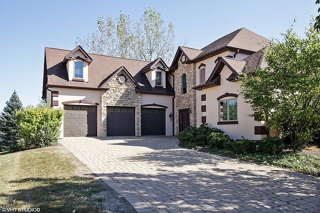 1st image of 10 Keller Ct