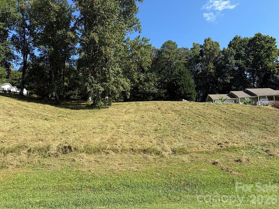 1st image of 28 Shallow Branch Rd