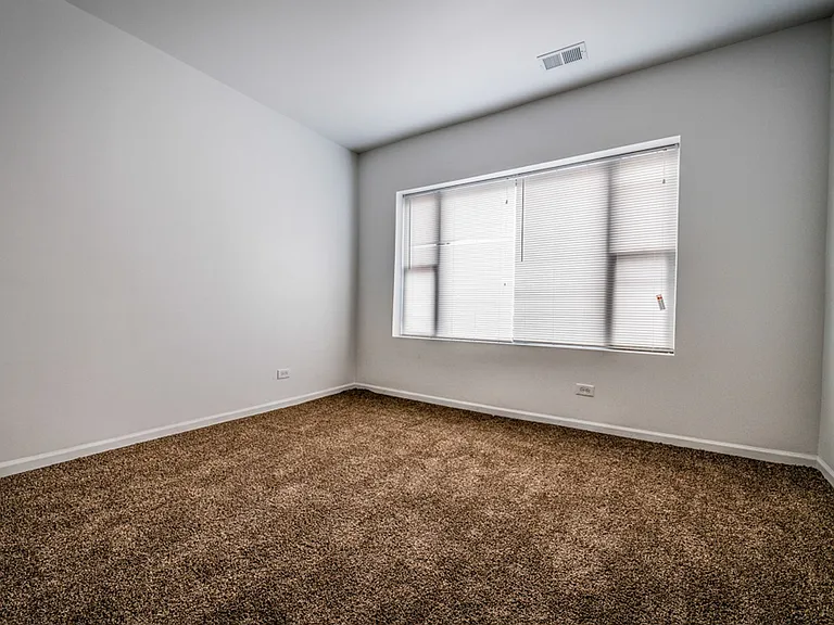7300 S Yates Blvd — Photo 3