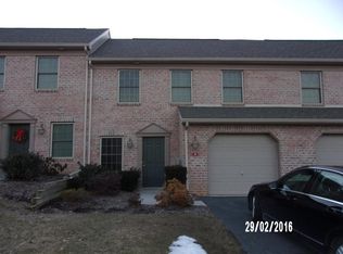 8 Spring View St, Carlisle, PA 17013
