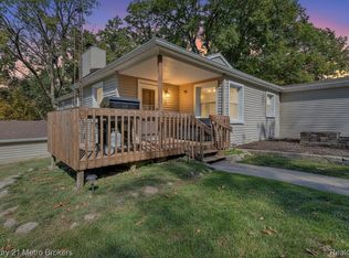 5300 Atlas Rd, Grand Blanc, MI 48439