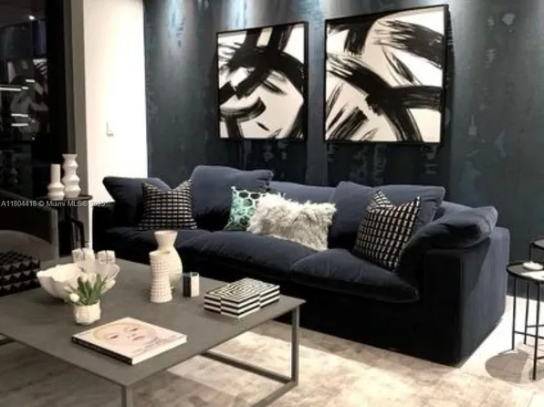 1000 Brickell Plz #3308, Miami, FL 33131