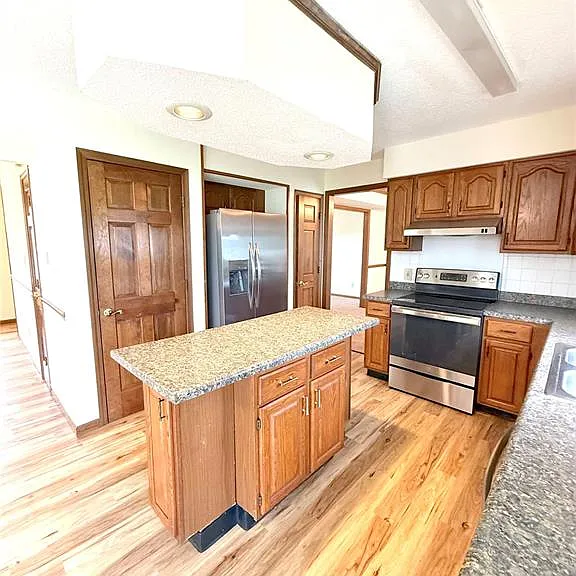 3239 Fielding Ln — Photo 8