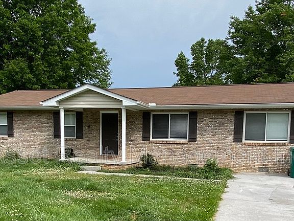 3rd image of 5203 Millet Ln