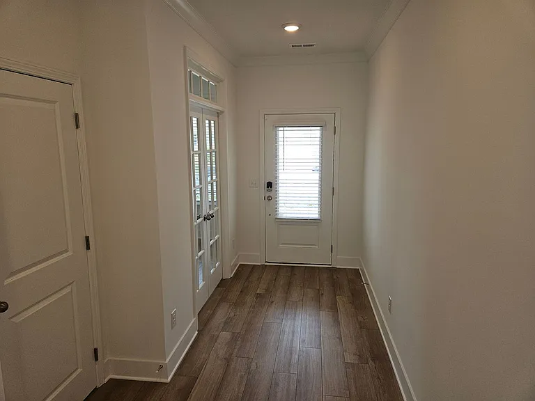 97 Andalusa Ct — Photo 5