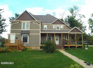 205 E Benton Ave, Stockton, IL 61085