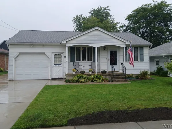 27 Syracuse St, Tonawanda, NY 14150