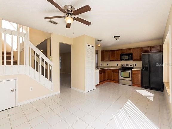 2nd image of 1228 Martin Blvd