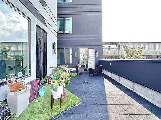 Rented by Doorway NYC, LLC | media 1