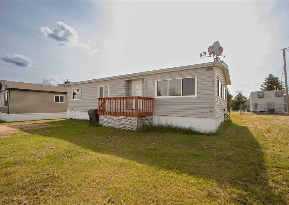 1st image of 4920 NE 50th St