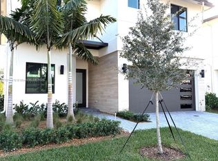 1438 SW 23rd St, Fort Lauderdale, FL 33311