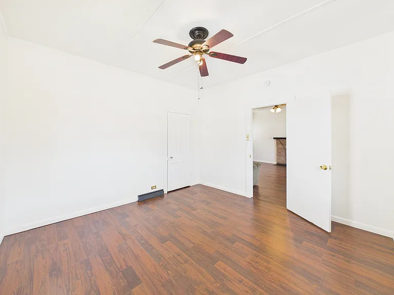 305 S Chelsea St — Photo 18