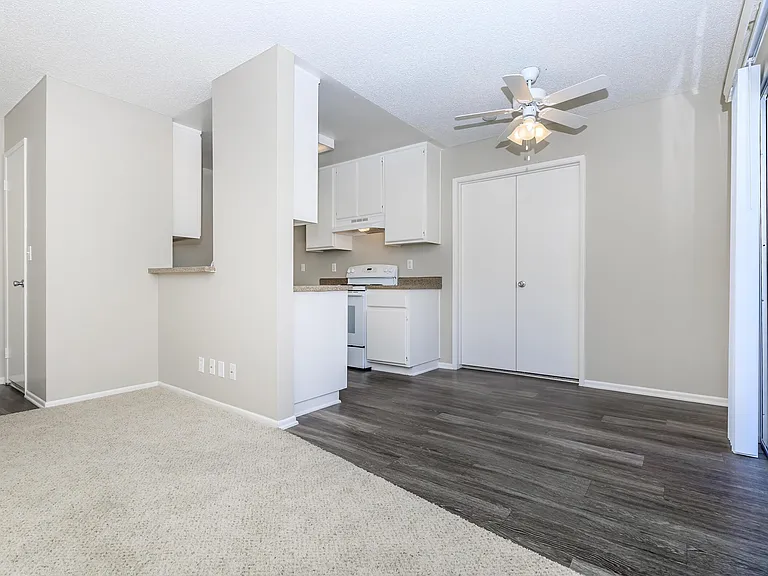 Trabuco Woods Apartment Homes — Photo 20