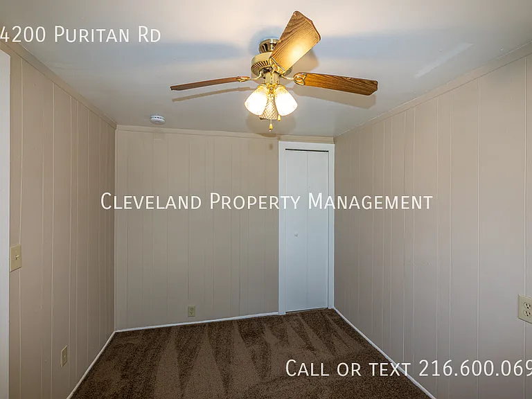 24200 Puritan Rd — Photo 6