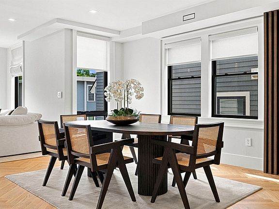 5th image of 532 E 3rd St #5