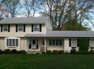 380 Westlake Dr, Valhalla, NY 10595