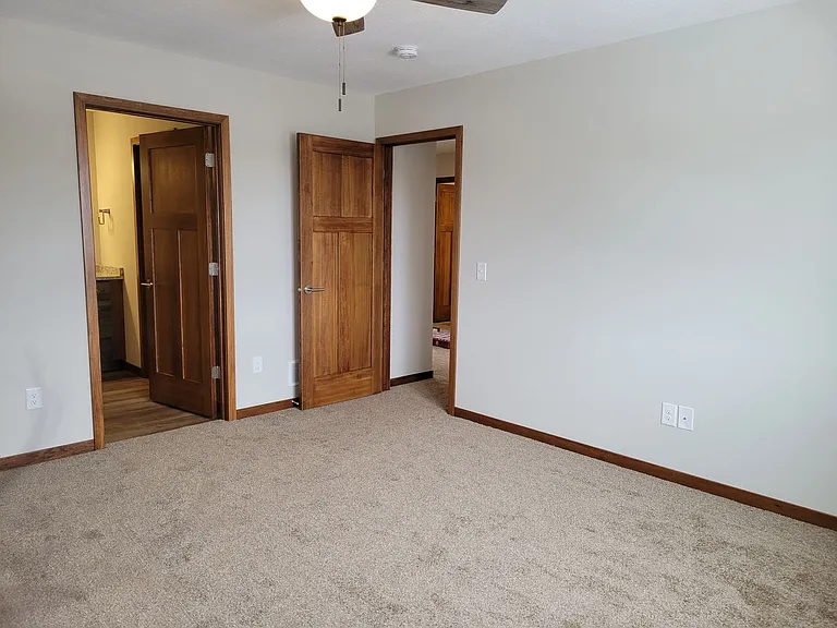 420 Sierra Pl — Photo 35