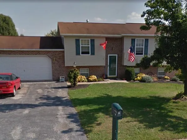 19 Cypress Point Rd, Felton, PA 17322