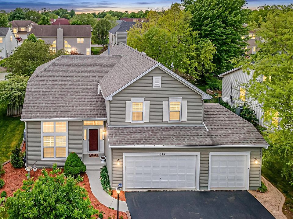 1st image of 2324 Tracy Ln