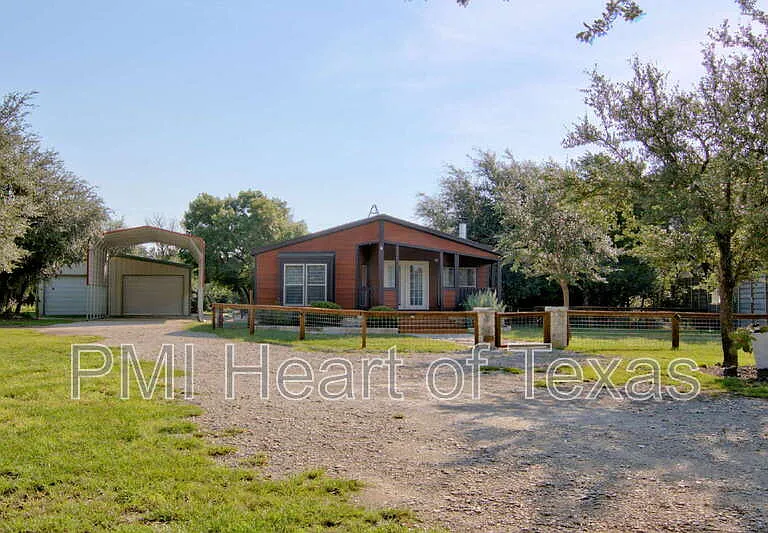 631 County Road 270 — Photo 4