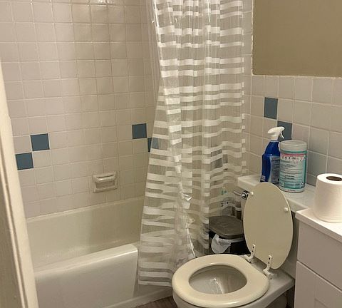 2nd image of 377 Harvard St #25