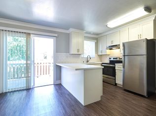 146 Miles Ln APT B, Watsonville, CA 95076