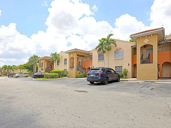4172 Castilla Cir APT 201, Fort Myers, FL 33916