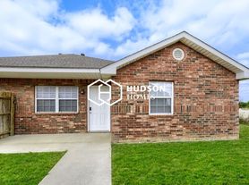 204 Paschall Blvd, Mabank, TX