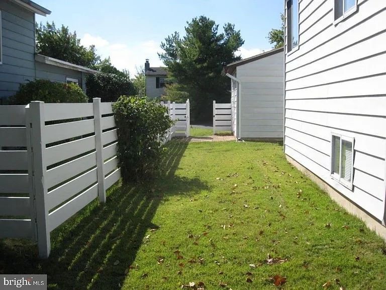 134 Harvest Rd — Photo 11