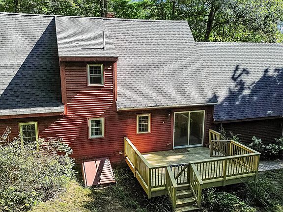 5th image of 13 Eastview Drive