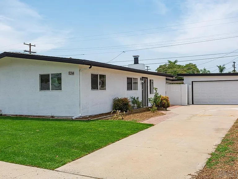 534 Jeffree St — Photo 2