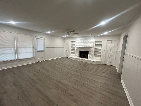 2nd image of 2309 Glendale Dr