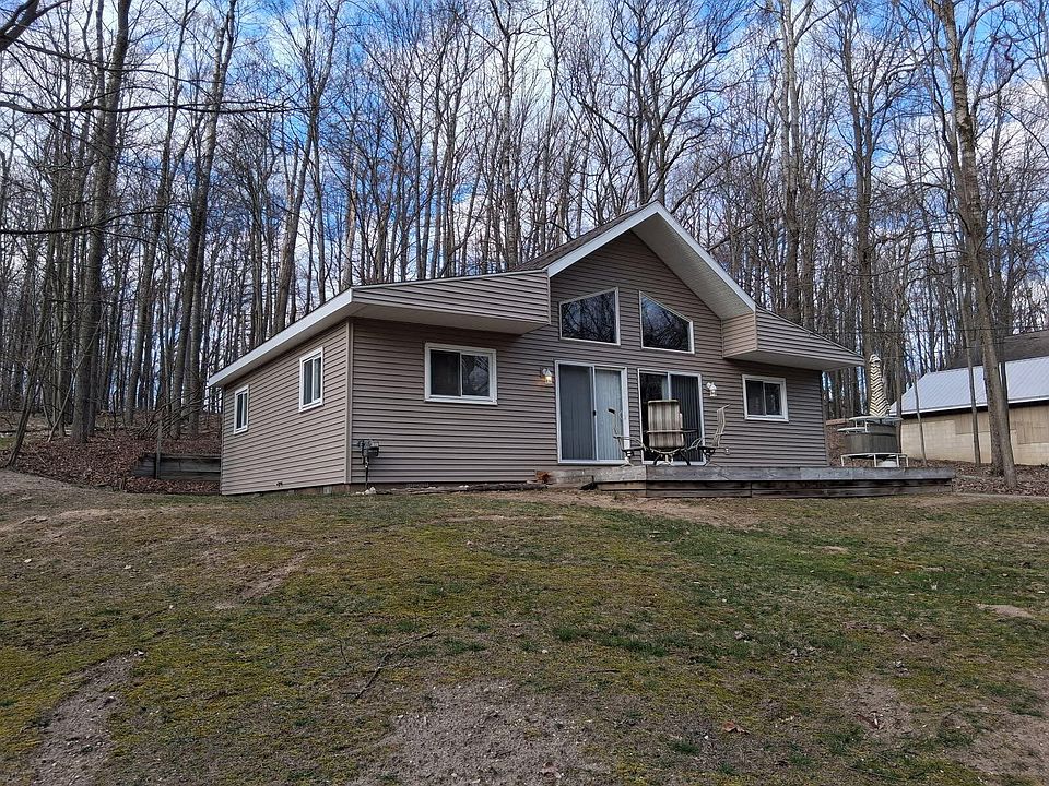 1st image of 9550 Golf Port Dr #202