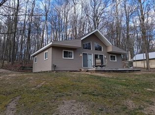 9550 Golf Port Dr #202, Stanwood, MI 49346