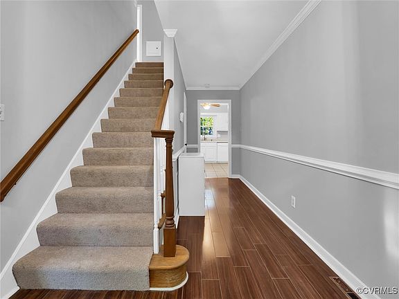 4th image of 2100 Capelwood Ct