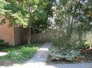 32 Pine St APT 15, Norwalk, CT 06854