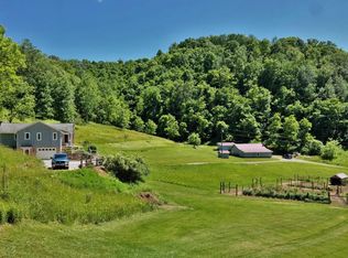 999 Walnut Ridge Rd, Asbury, WV 24916