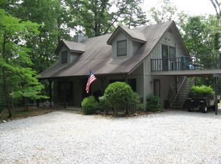 210 Silver Fox Trl, Cleveland, GA 30528