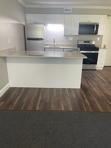 1st image of 879 Bernon St APT 211