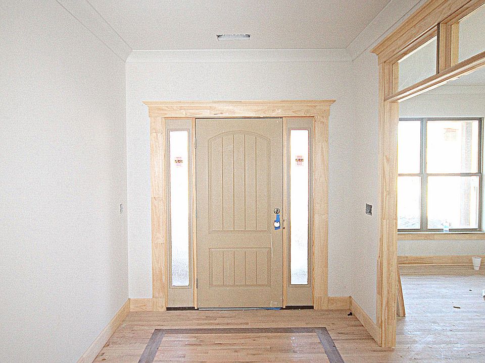 1st image of 4202 NE Blue Spruce Ave