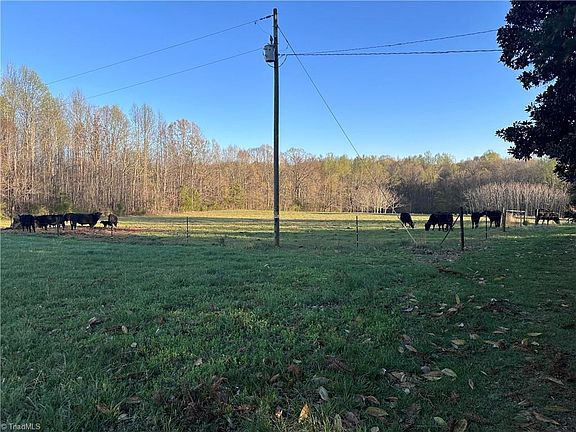 5th image of 5618 Farmstead Rd